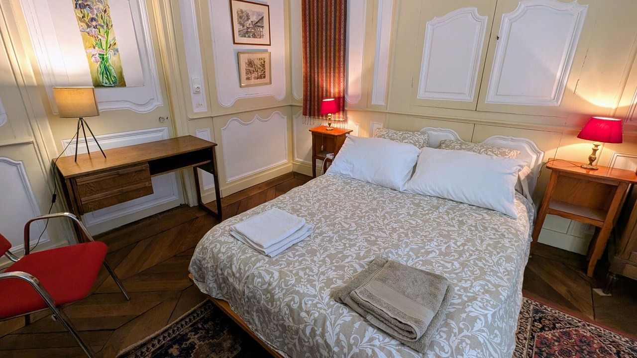 Photo of Bedroom in Vesoul
