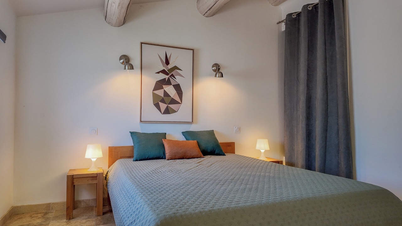 Photo of Bedroom in Vaison-la-Romaine