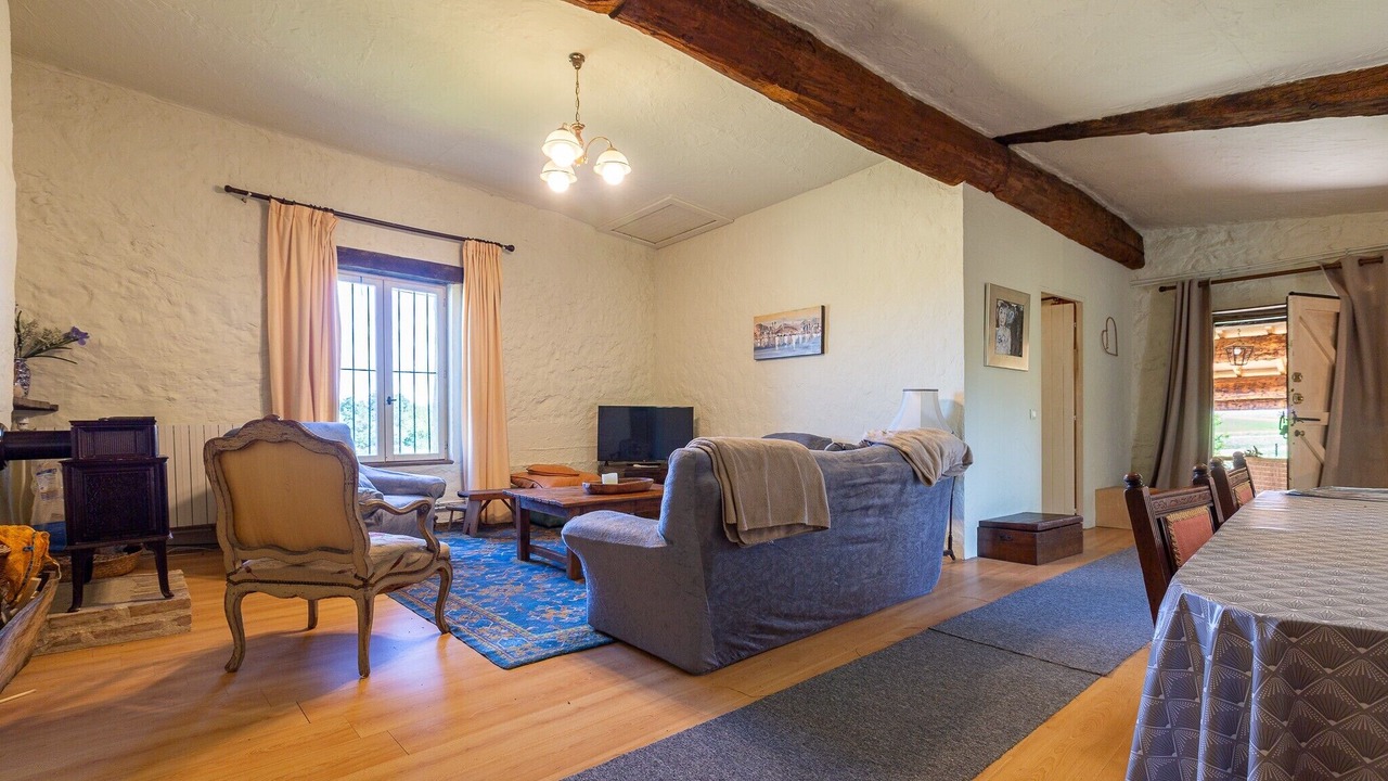 Photo of Livingroom in Sauzet