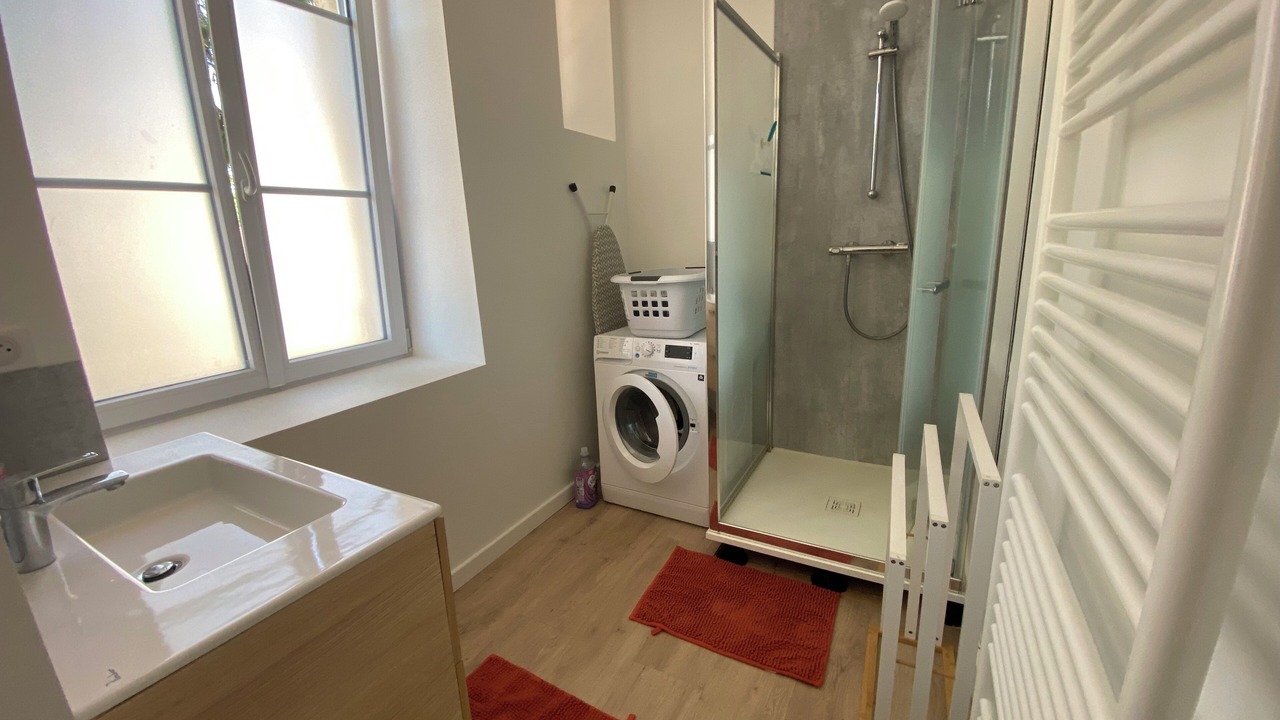 Photo of Bathroom in Paroisse Saint-Vincent-de-Paul