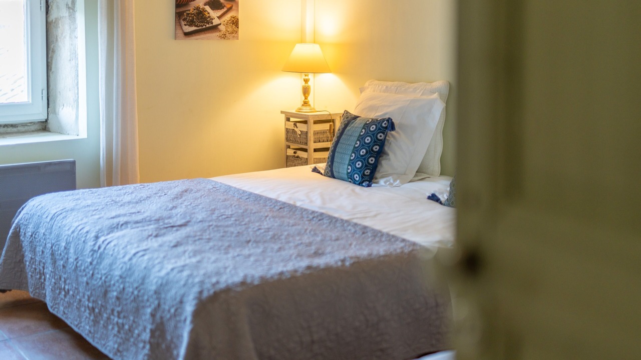 Photo of Bedroom in Suze-la-Rousse