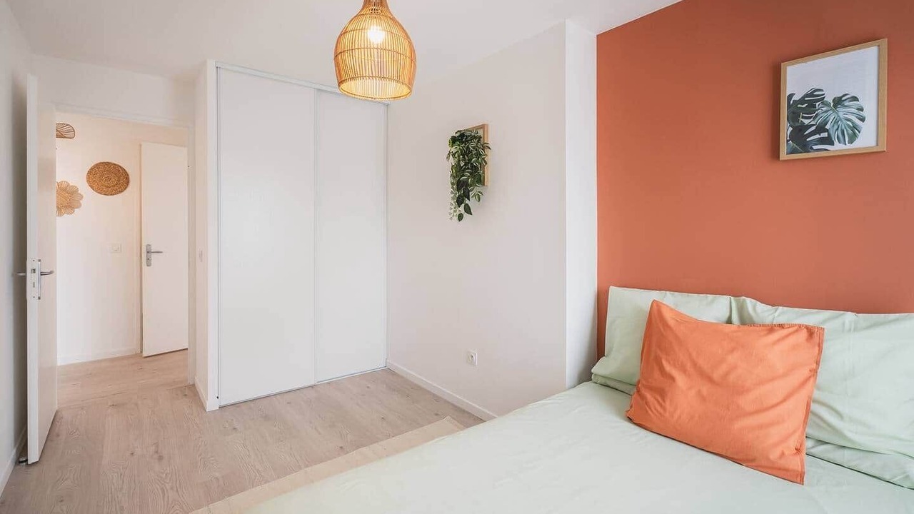 Photo of Bedroom in Orly