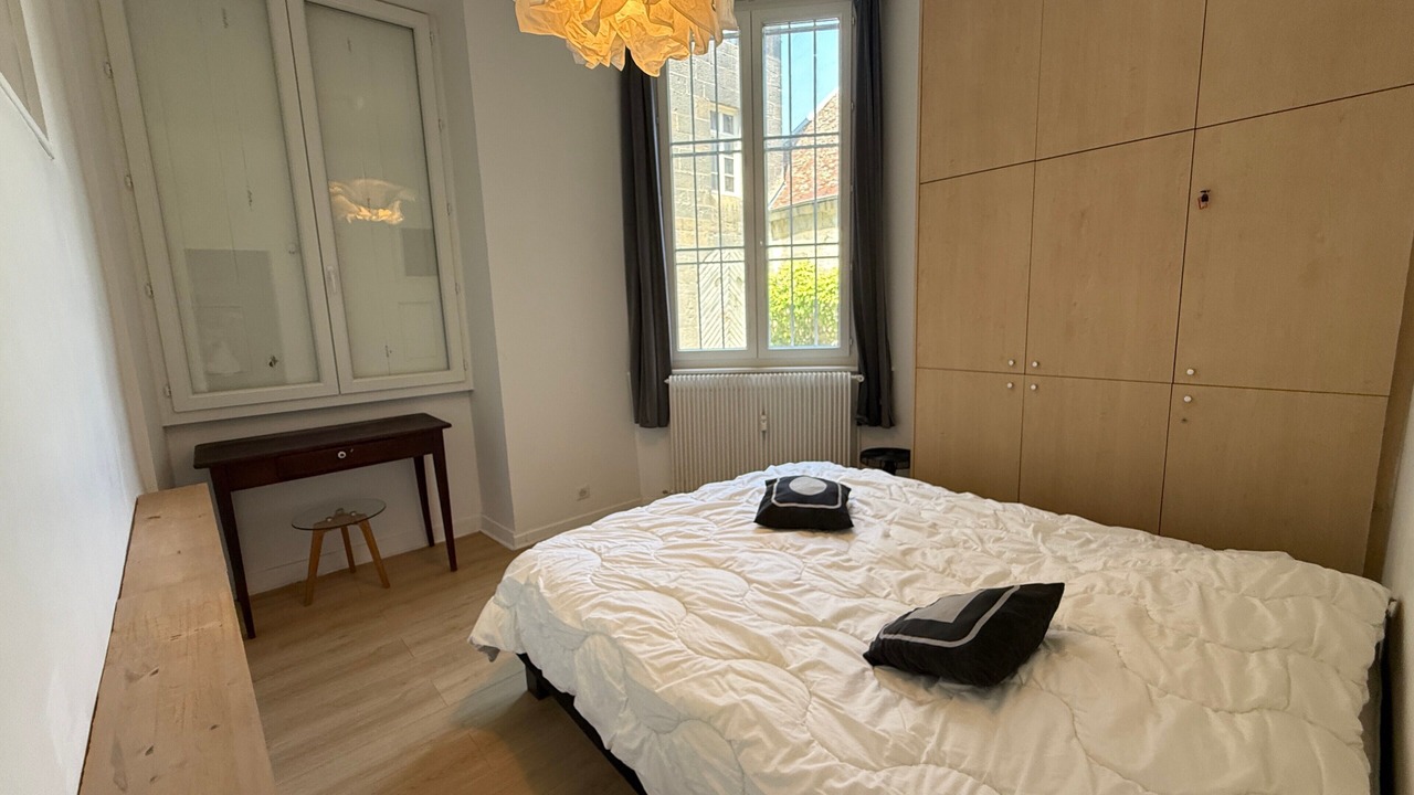 Photo of Bedroom in Besancon Old Town