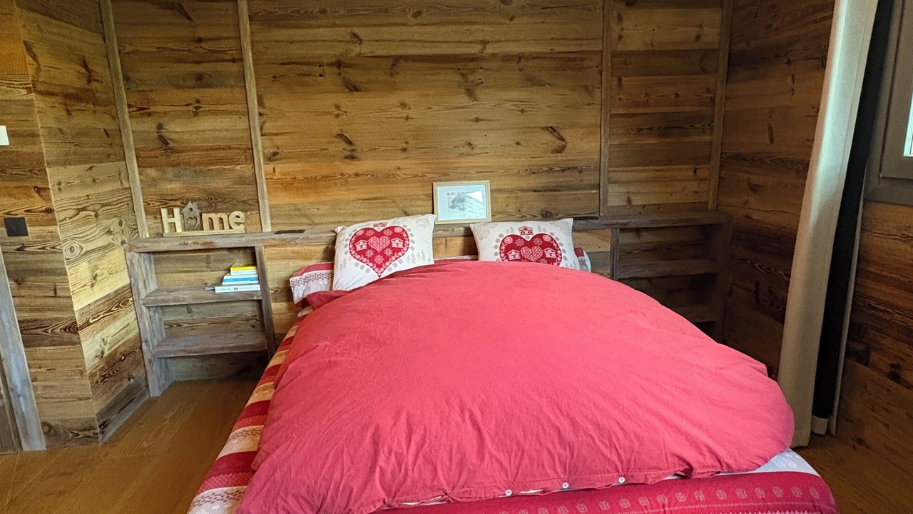 Photo of Bedroom in Les Allues