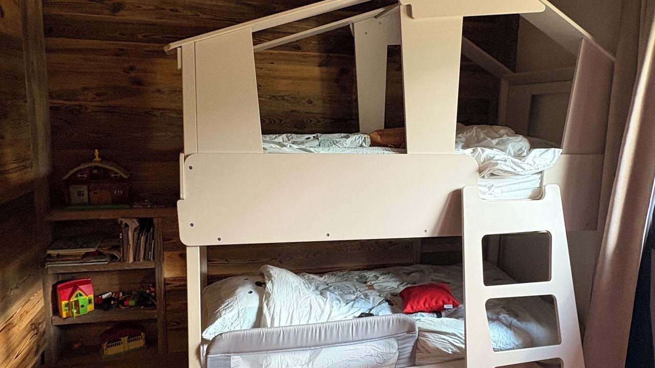 Photo of Bedroom in Les Allues