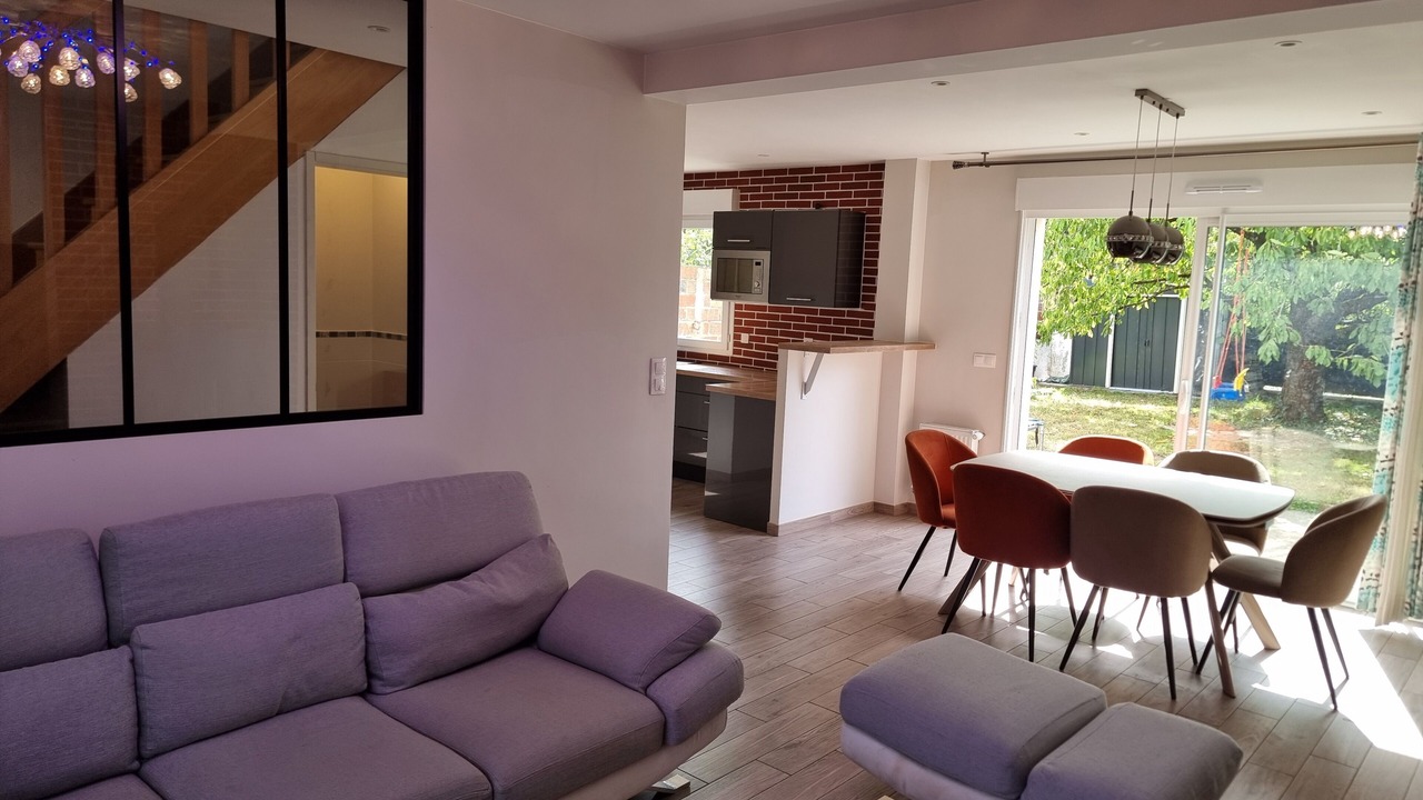 Photo of Livingroom in Sainte-Genevieve-des-Bois
