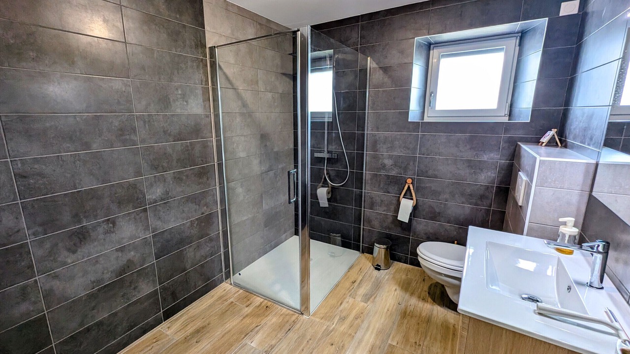 Photo of Bathroom in Les Fessey
