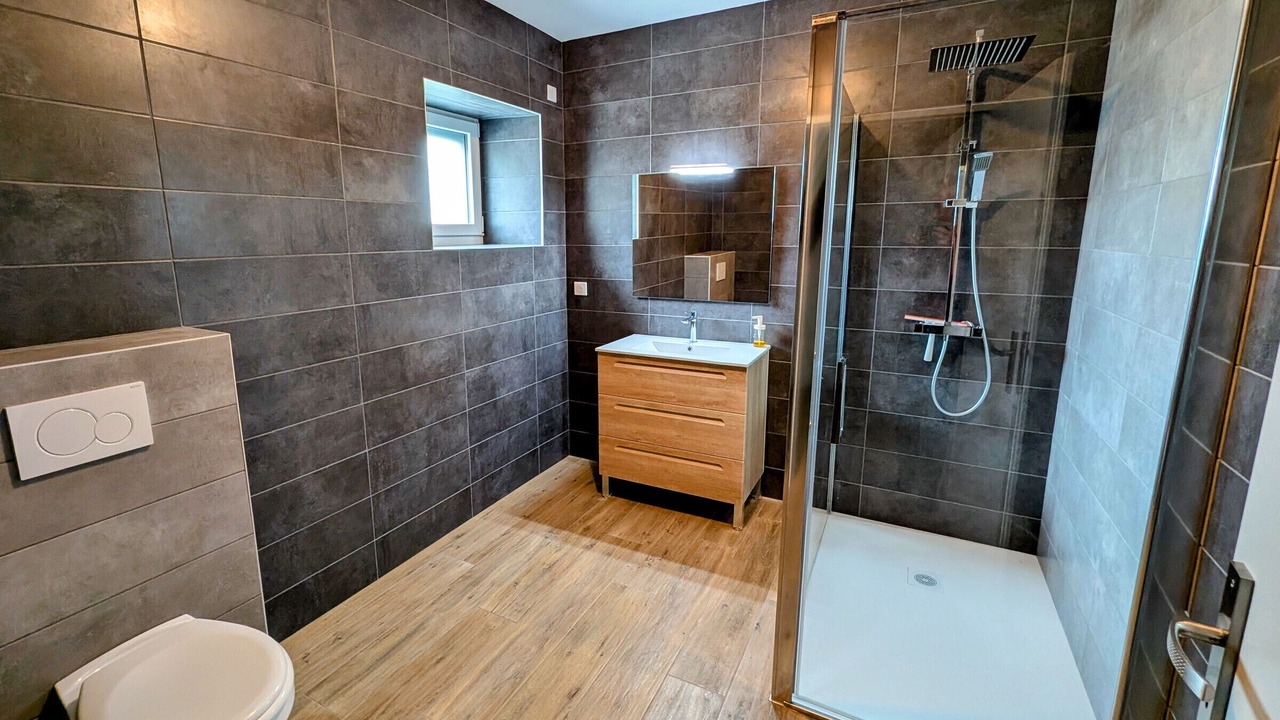 Photo of Bathroom in Les Fessey