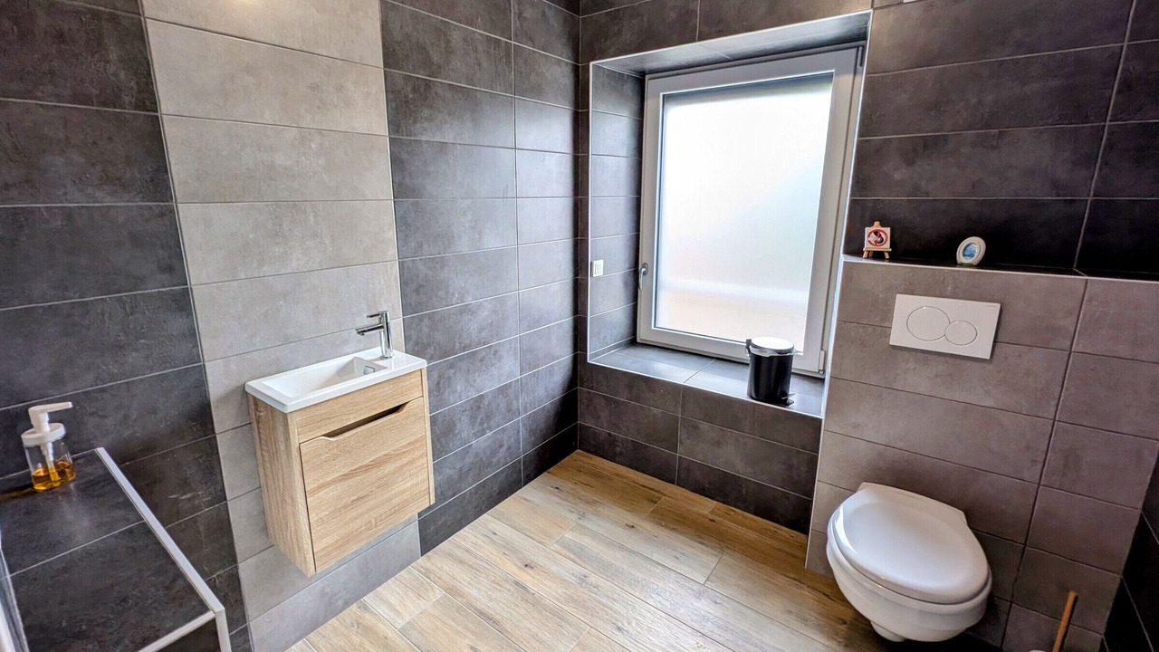 Photo of Bathroom in Les Fessey