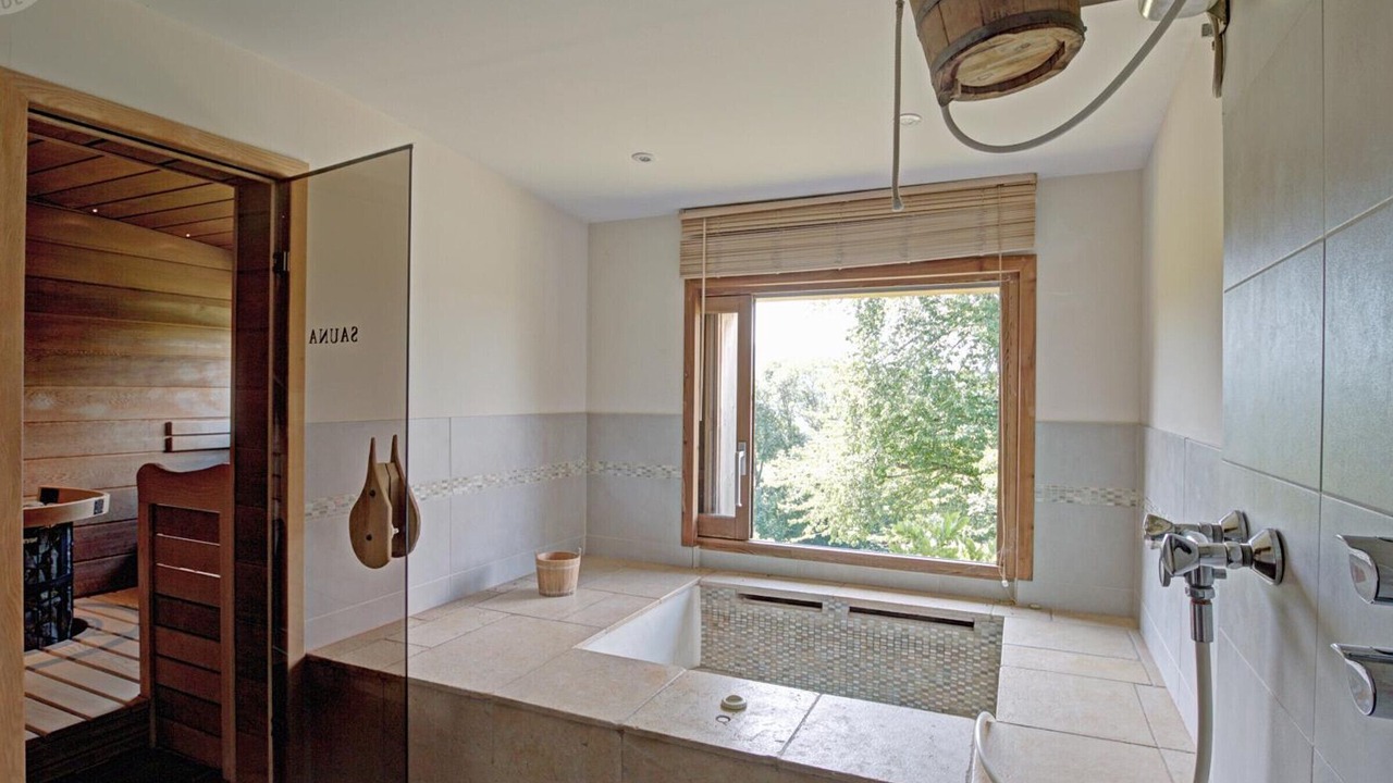 Photo of Bathroom in Saint-Jean-la-Vetre