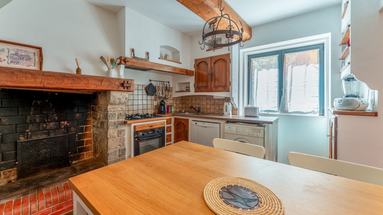 Photo of Kitchen in Rasteau