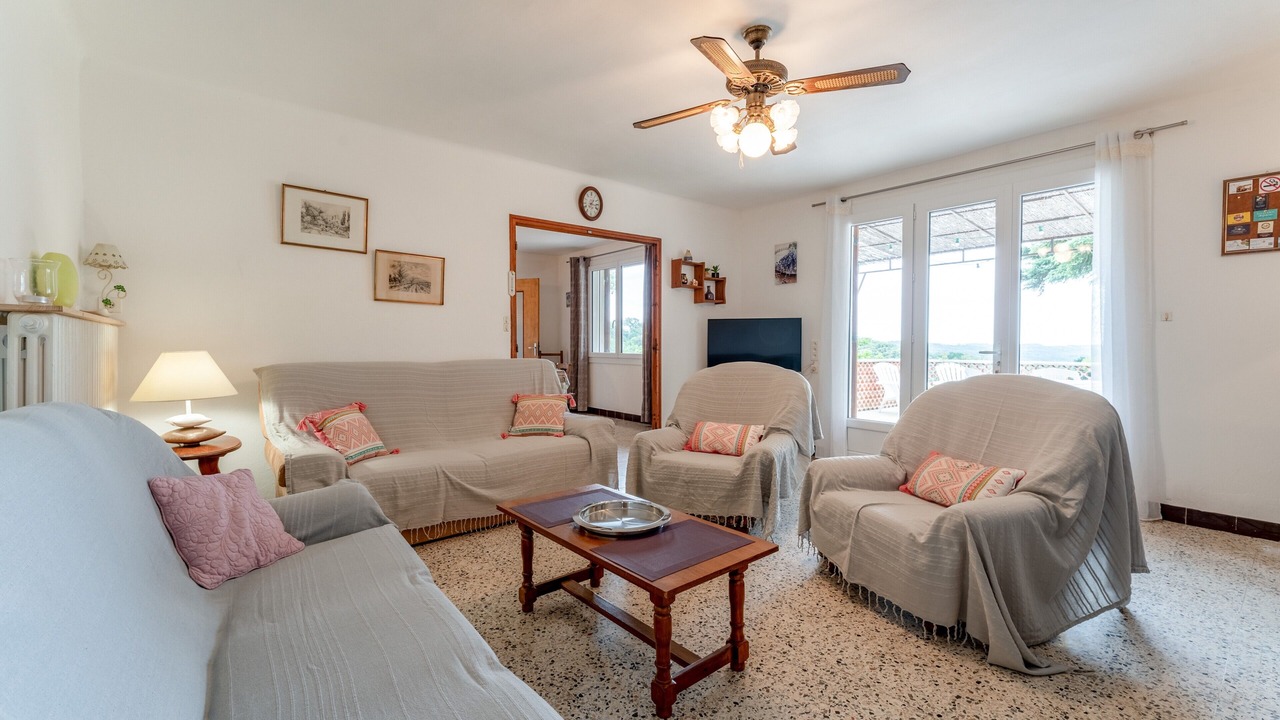 Photo of Livingroom in Rousset-les-Vignes