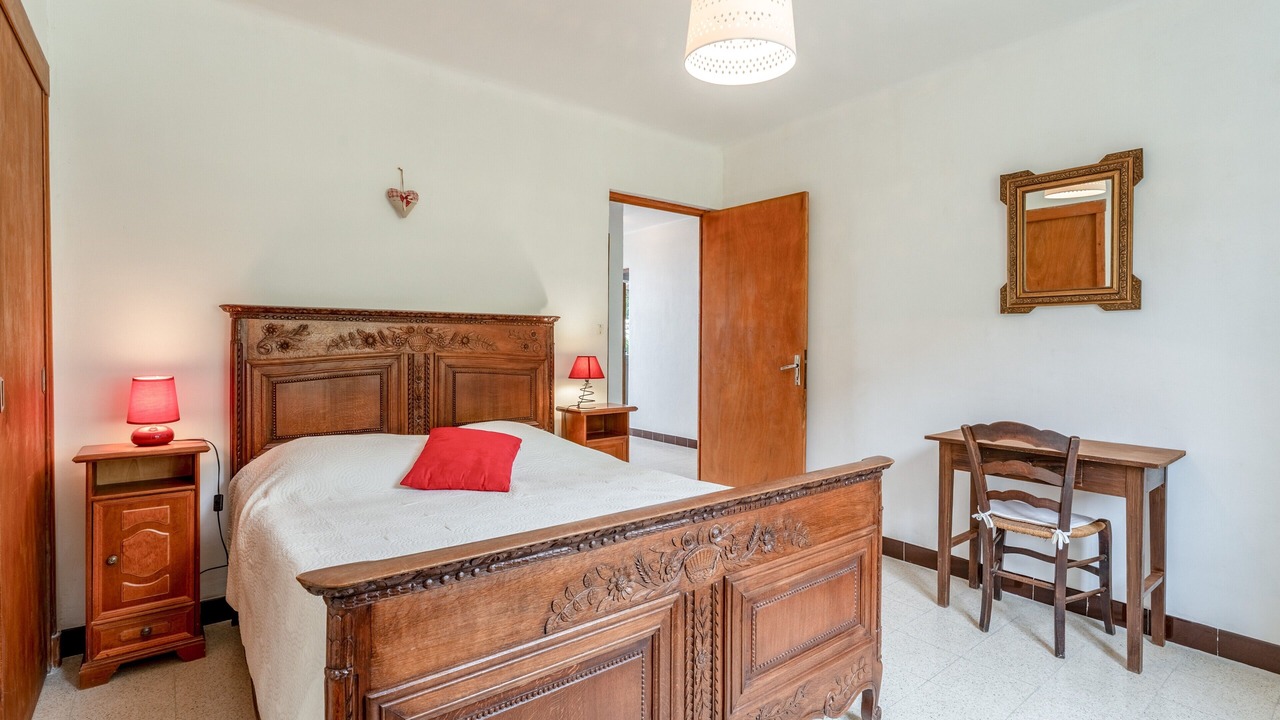 Photo of Bedroom in Rousset-les-Vignes