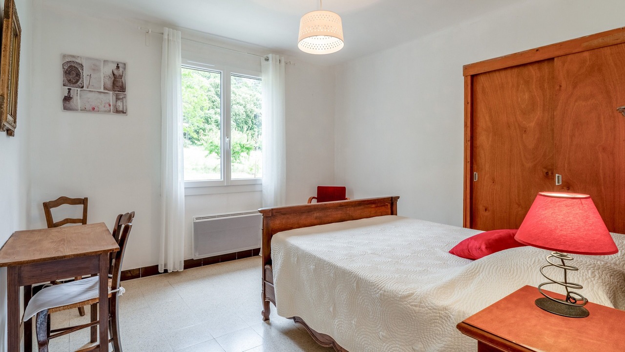Photo of Bedroom in Rousset-les-Vignes