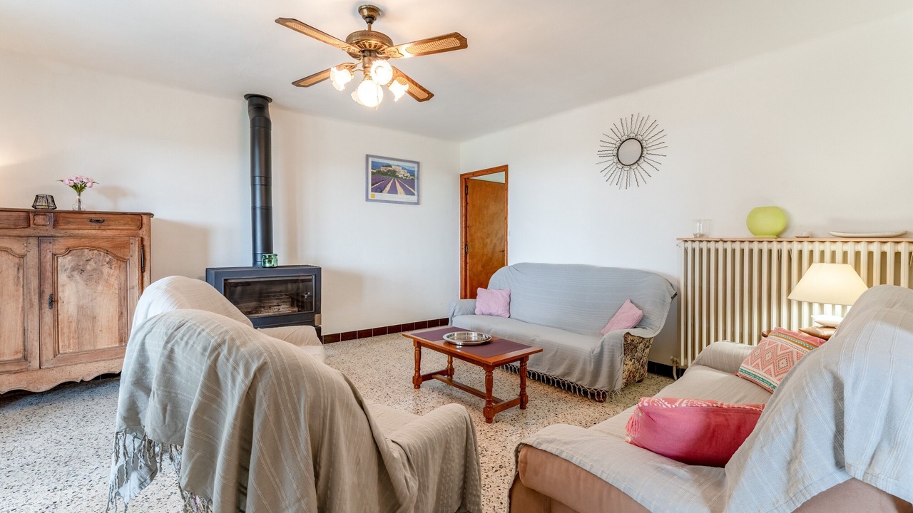 Photo of Livingroom in Rousset-les-Vignes