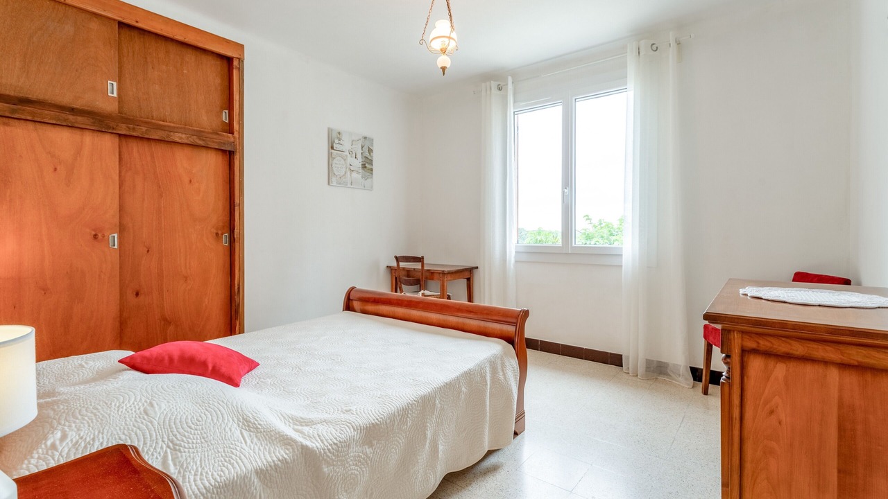 Photo of Bedroom in Rousset-les-Vignes