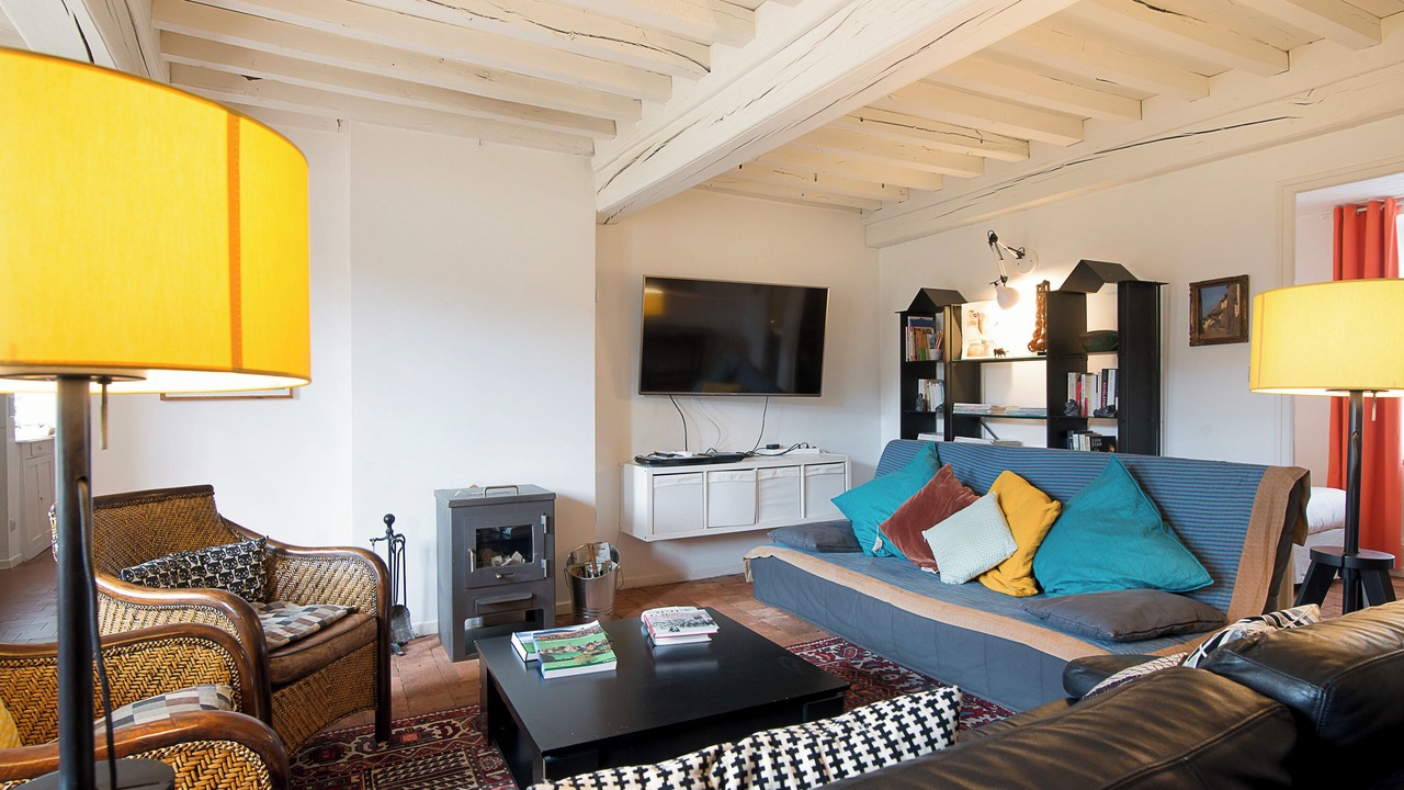 Photo of Livingroom in Menessaire