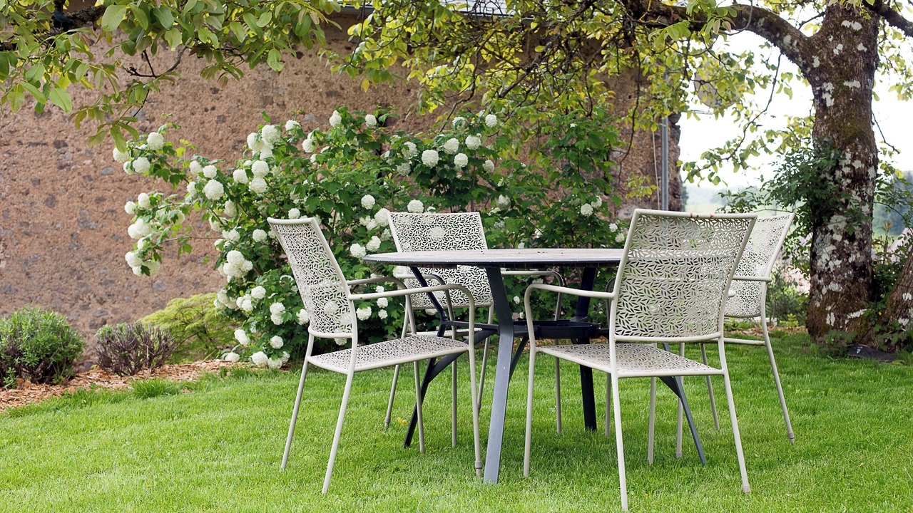 Photo of Outdoor in Menessaire