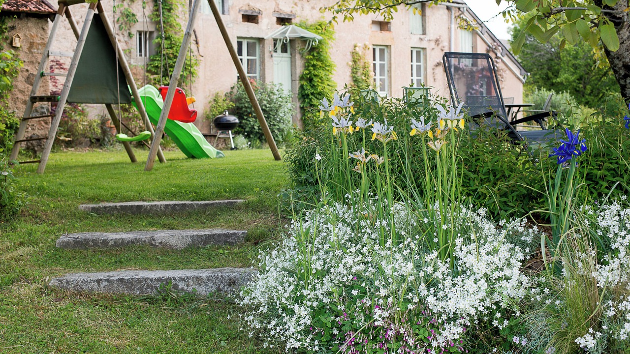 Photo of Outdoor in Menessaire