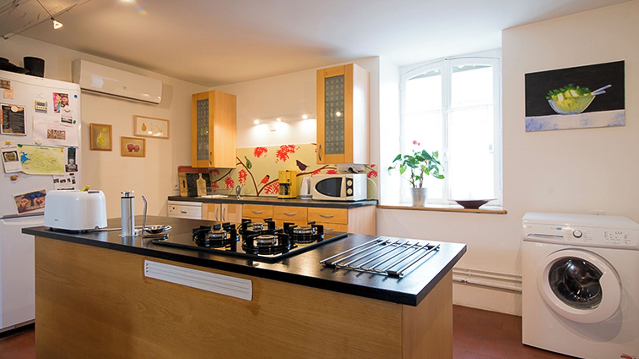Photo of Kitchen in Menessaire