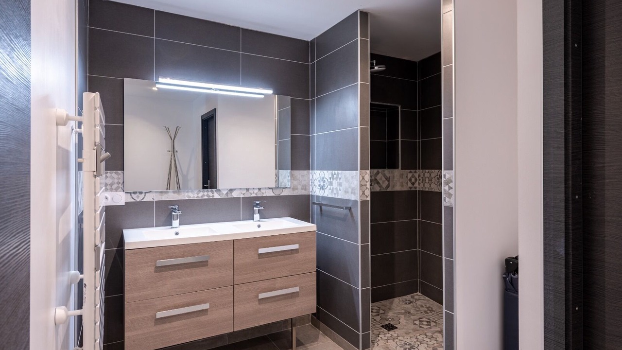 Photo of Bathroom in Colonzelle