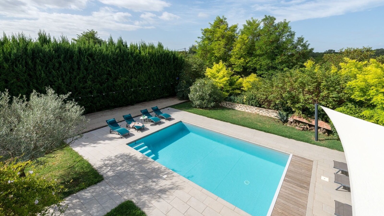 Photo of Outdoor in Colonzelle