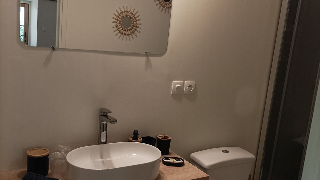 Photo of Bathroom in Chateauneuf-du-Rhone