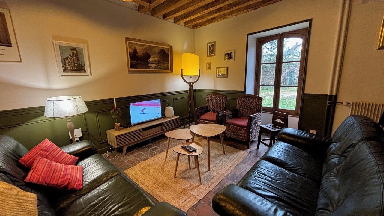 Photo of Livingroom in Saint-Pere