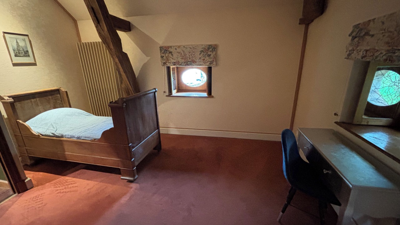 Photo of Bedroom in Saint-Pere