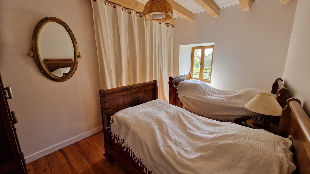 Photo of Bedroom in Valuejols