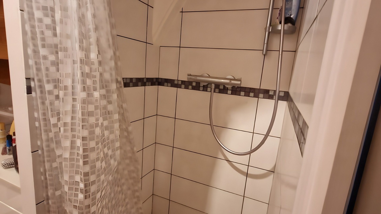 Photo of Bathroom in Valuejols