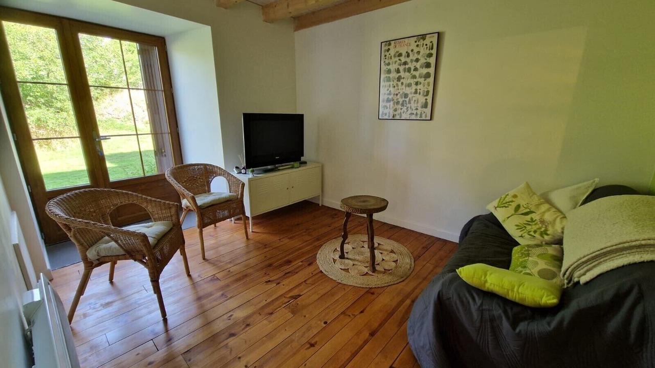 Photo of Livingroom in Valuejols