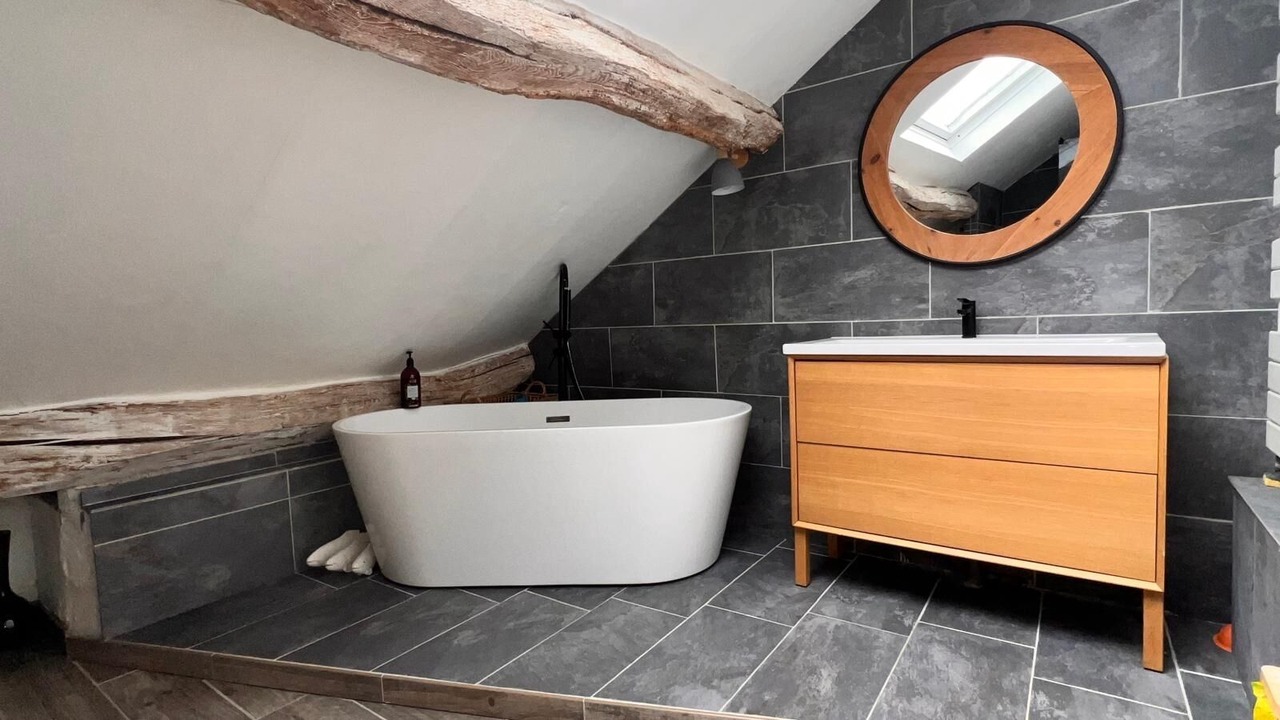 Photo of Bathroom in Suin