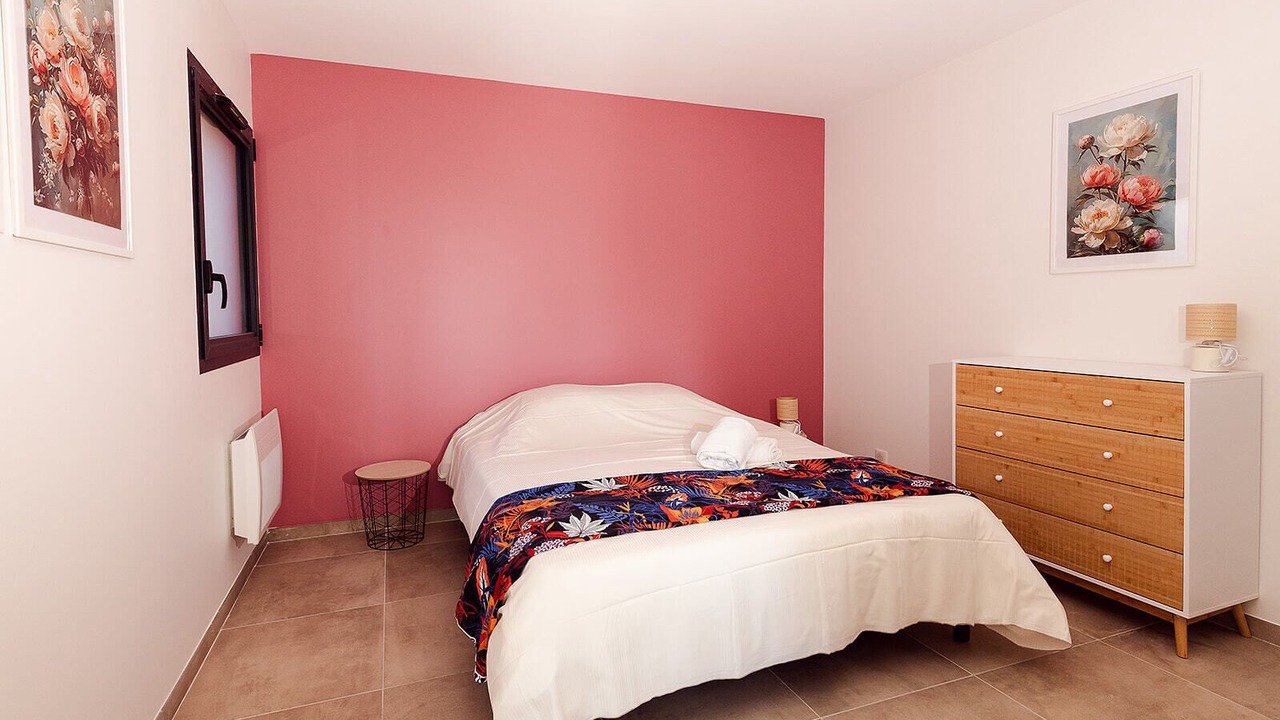 Photo of Bedroom in Assier