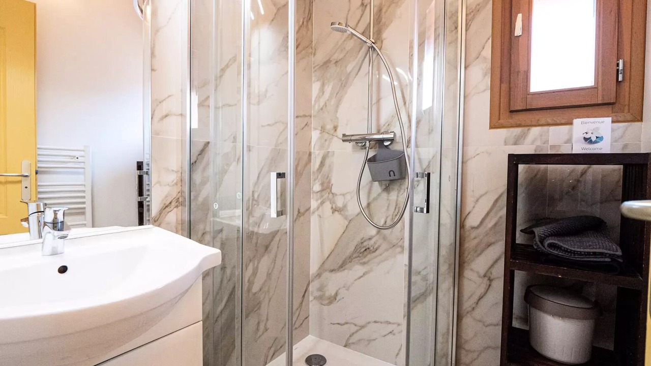 Photo of Bathroom in Aigueblanche