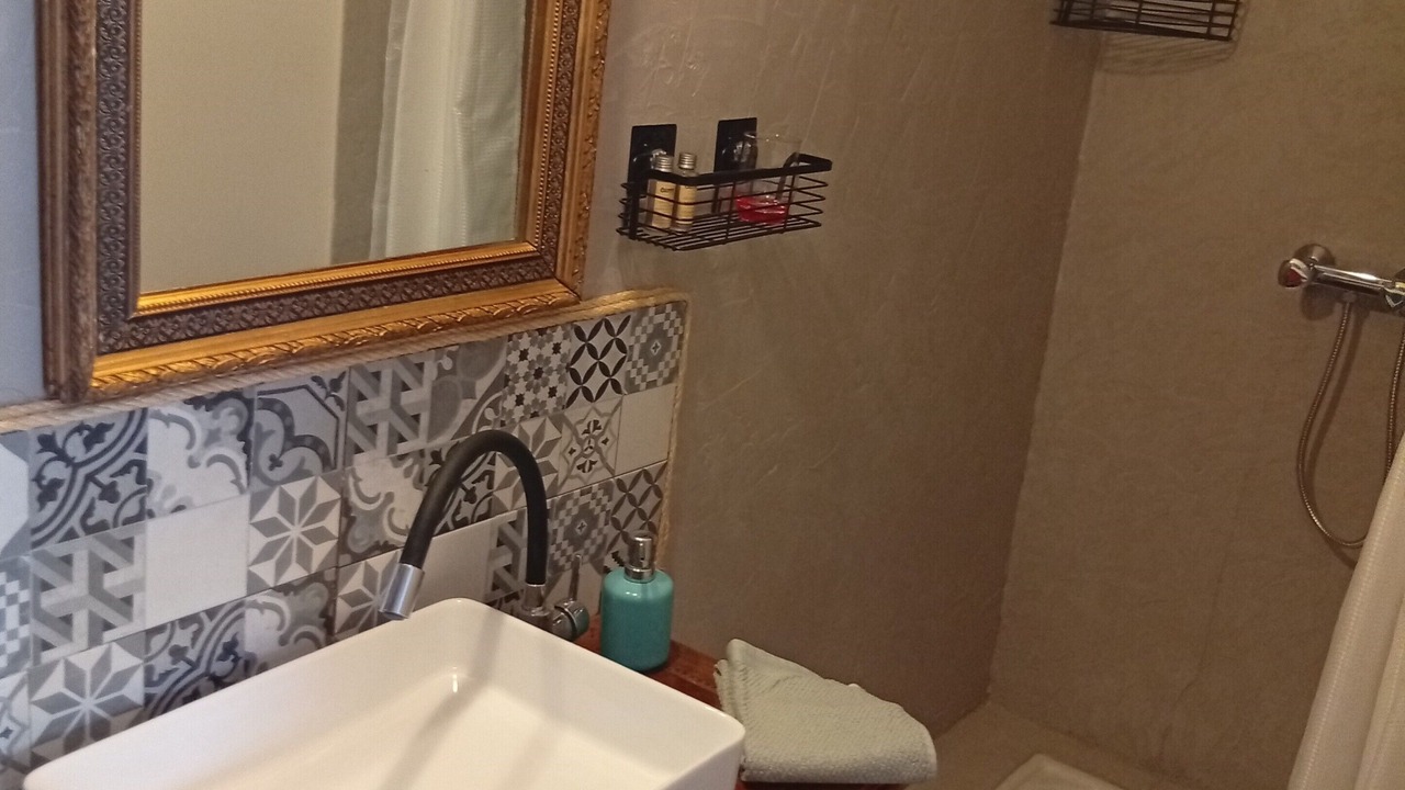 Photo of Bathroom in Saint-Martin-sous-Vigouroux