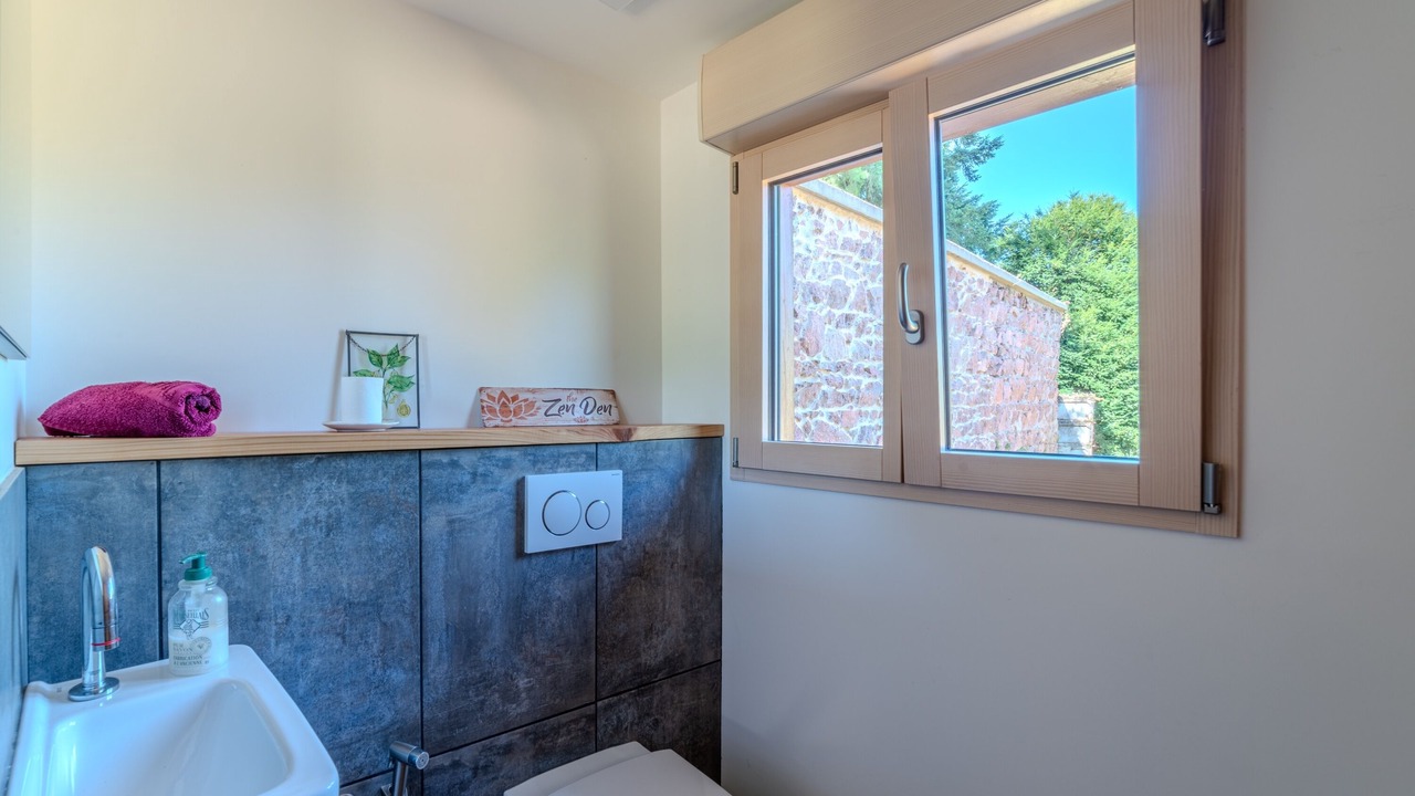 Photo of Bathroom in La Clayette