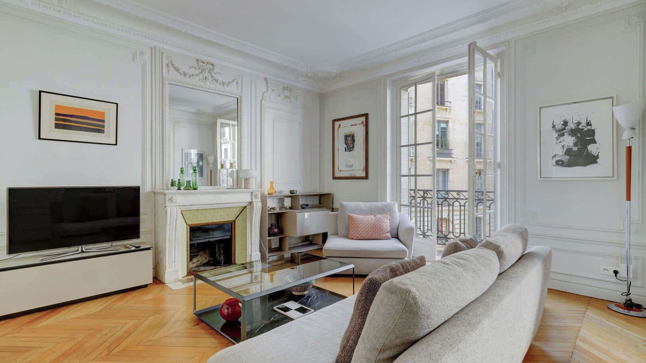 Photo of Livingroom in 6th Arrondissement