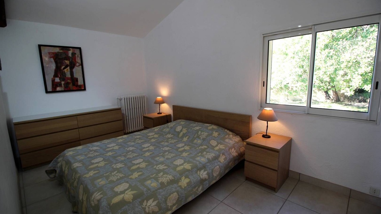 Photo of Bedroom in Puymeras