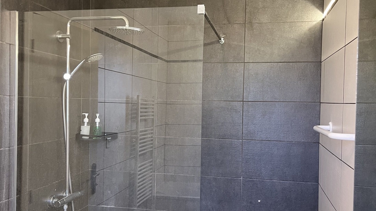 Photo of Bathroom in Ladoix-Serrigny