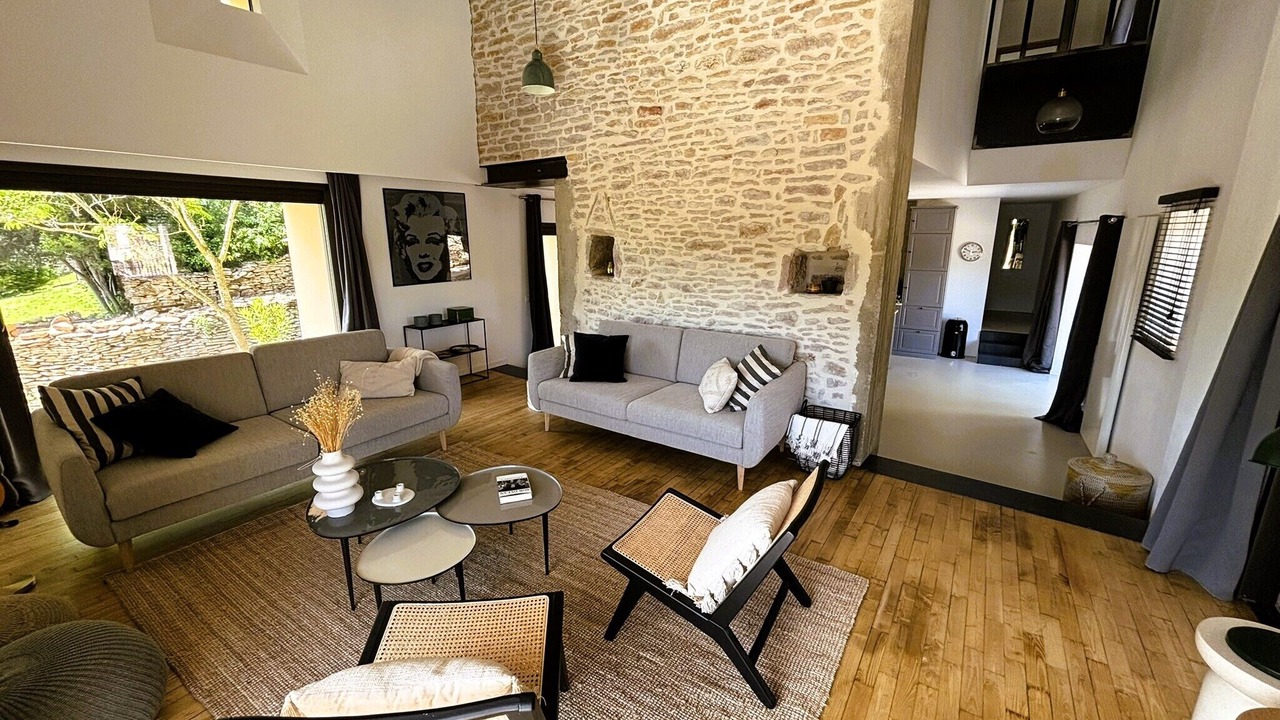 Photo of Livingroom in Maconnais Beaujolais Agglomeration