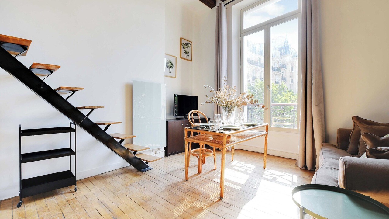 Photo of Livingroom in Arts-et-Metiers