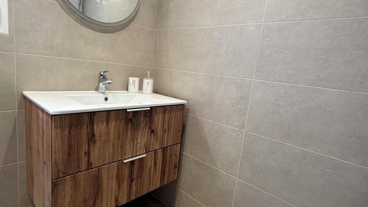 Photo of Bathroom in Relanges