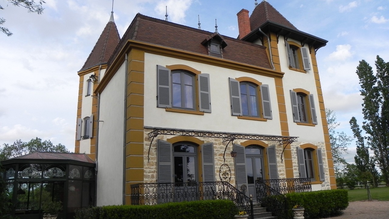 Photo of Outdoor in Bourg-le-Comte