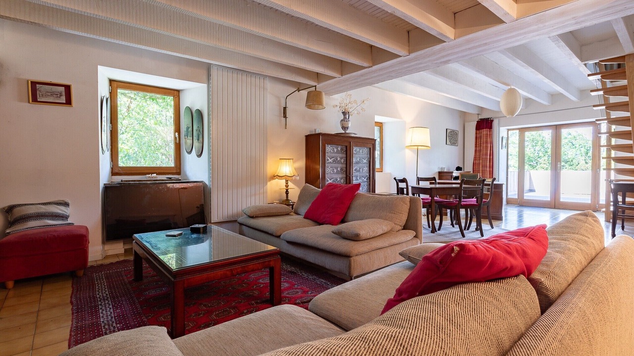 Photo of Livingroom in Saint-Barthelemy-Grozon