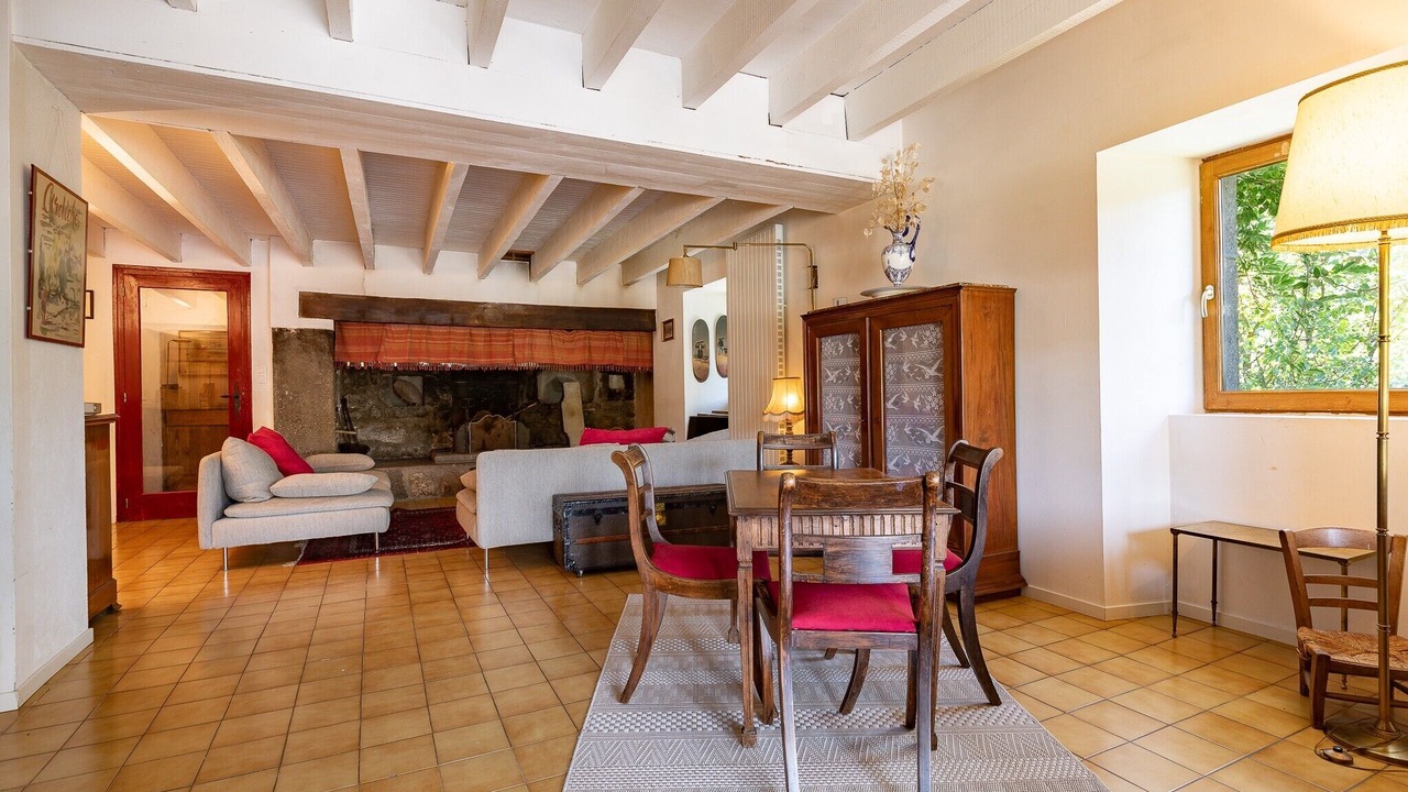 Photo of Others in Saint-Barthelemy-Grozon