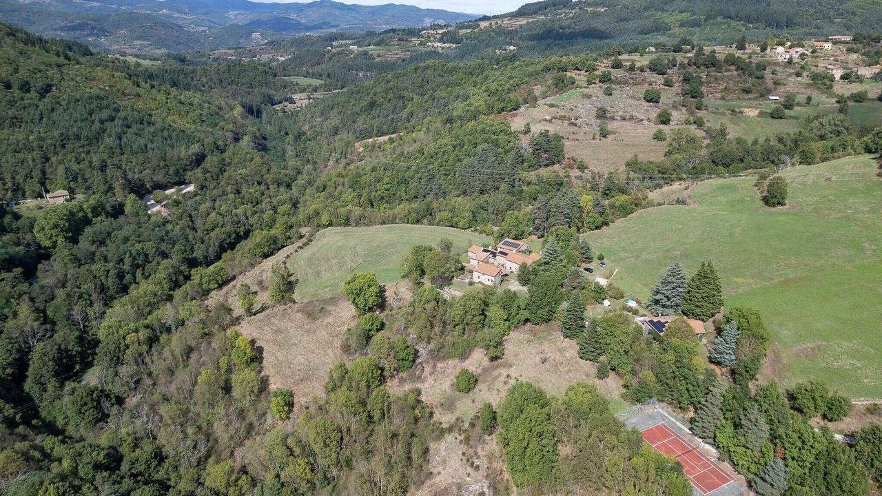 Photo of Outdoor in Saint-Barthelemy-Grozon