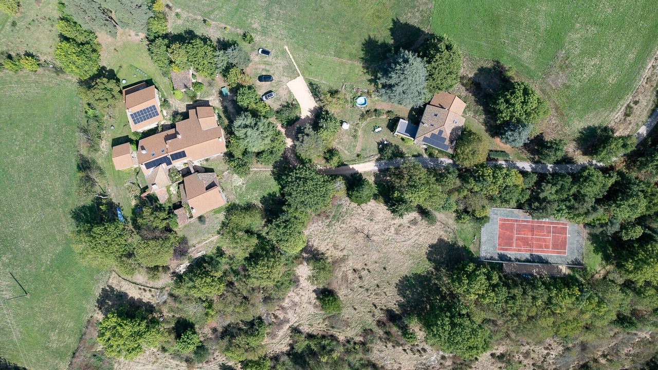 Photo of Outdoor in Saint-Barthelemy-Grozon