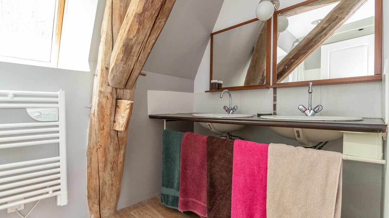 Photo of Bathroom in Jully-les-Buxy