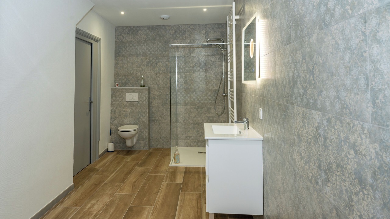 Photo of Bathroom in Saint-Vallier
